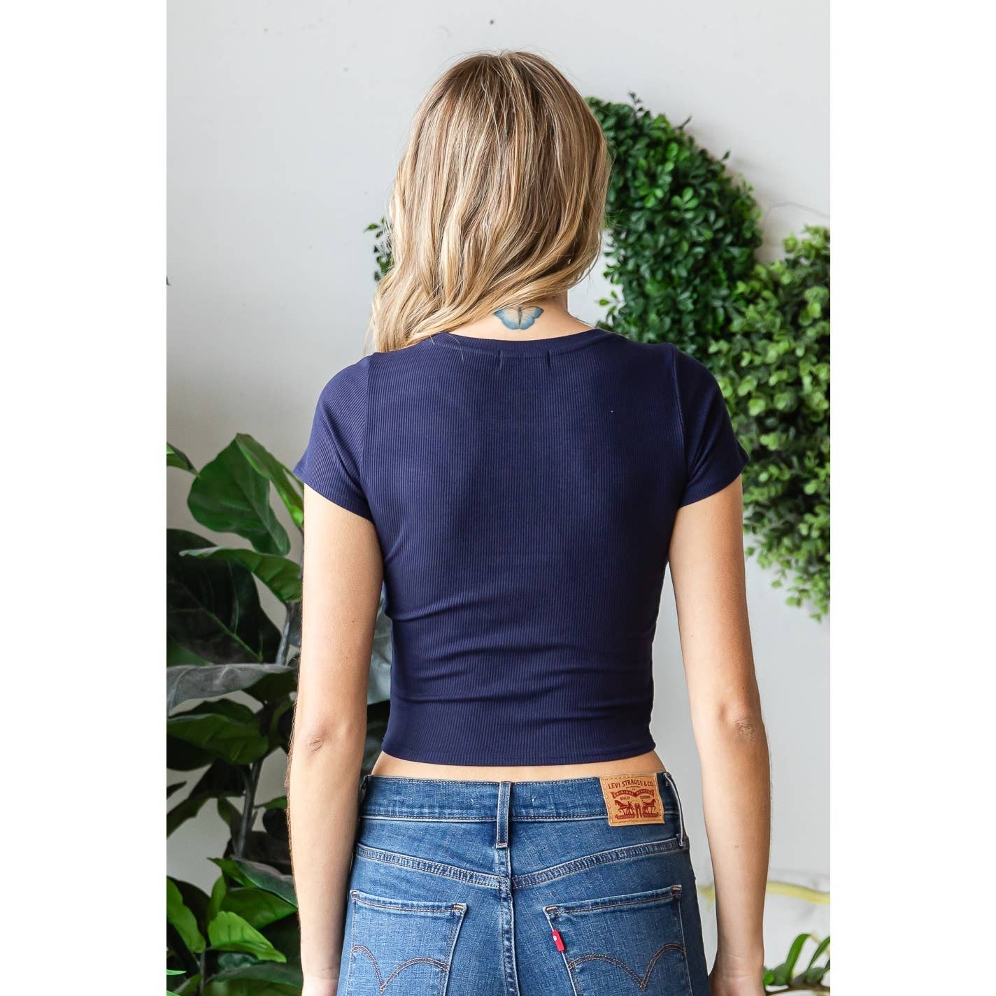 Popular 21 – wholesale Knit top – Women's – Crew Neck Short Sleeve Rib Knit Solid Tee18