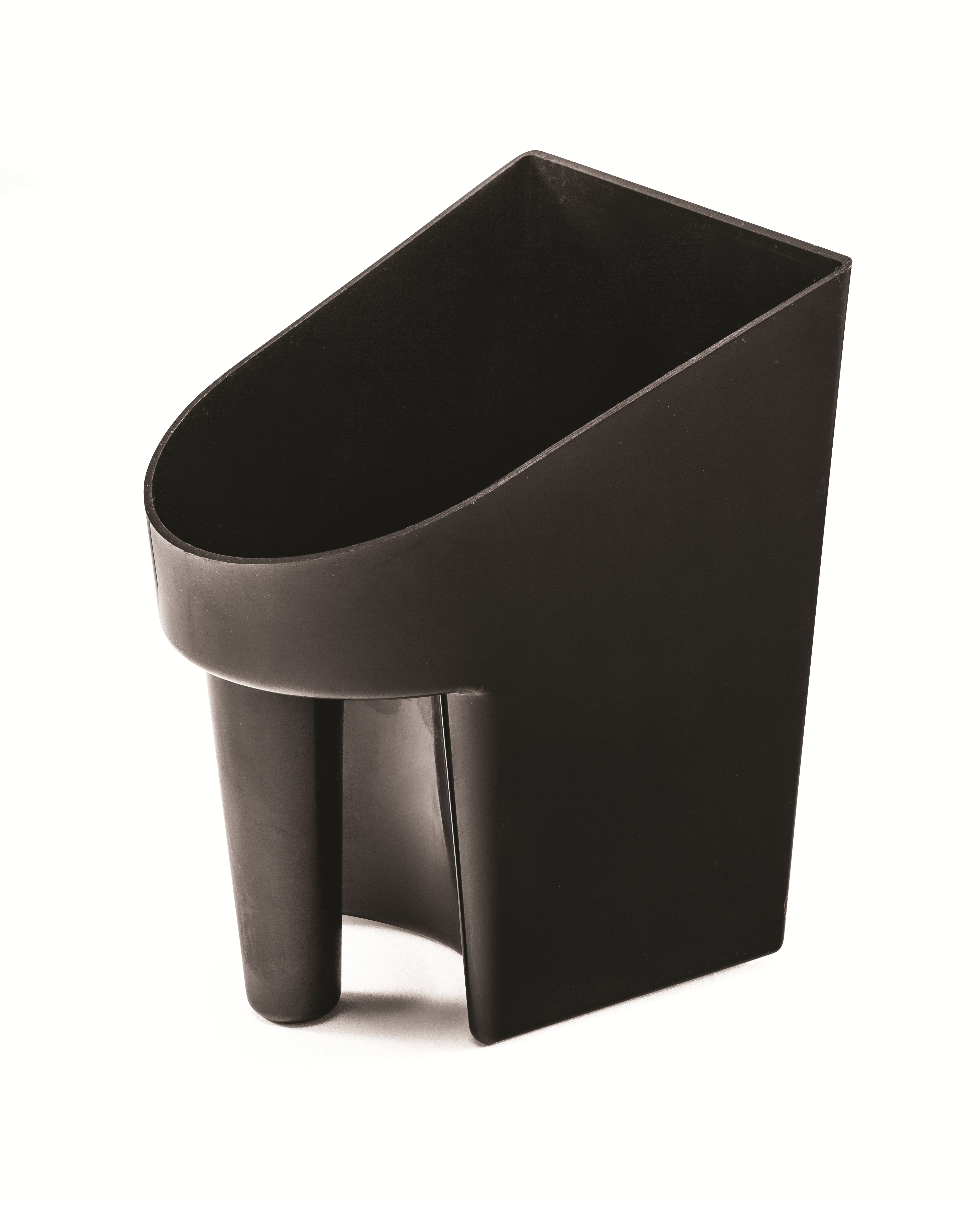 K&D Equestrian - Wholesale Pet Bowl - Cat/Dog - KD-119 2 Qt. Feed Scoop1