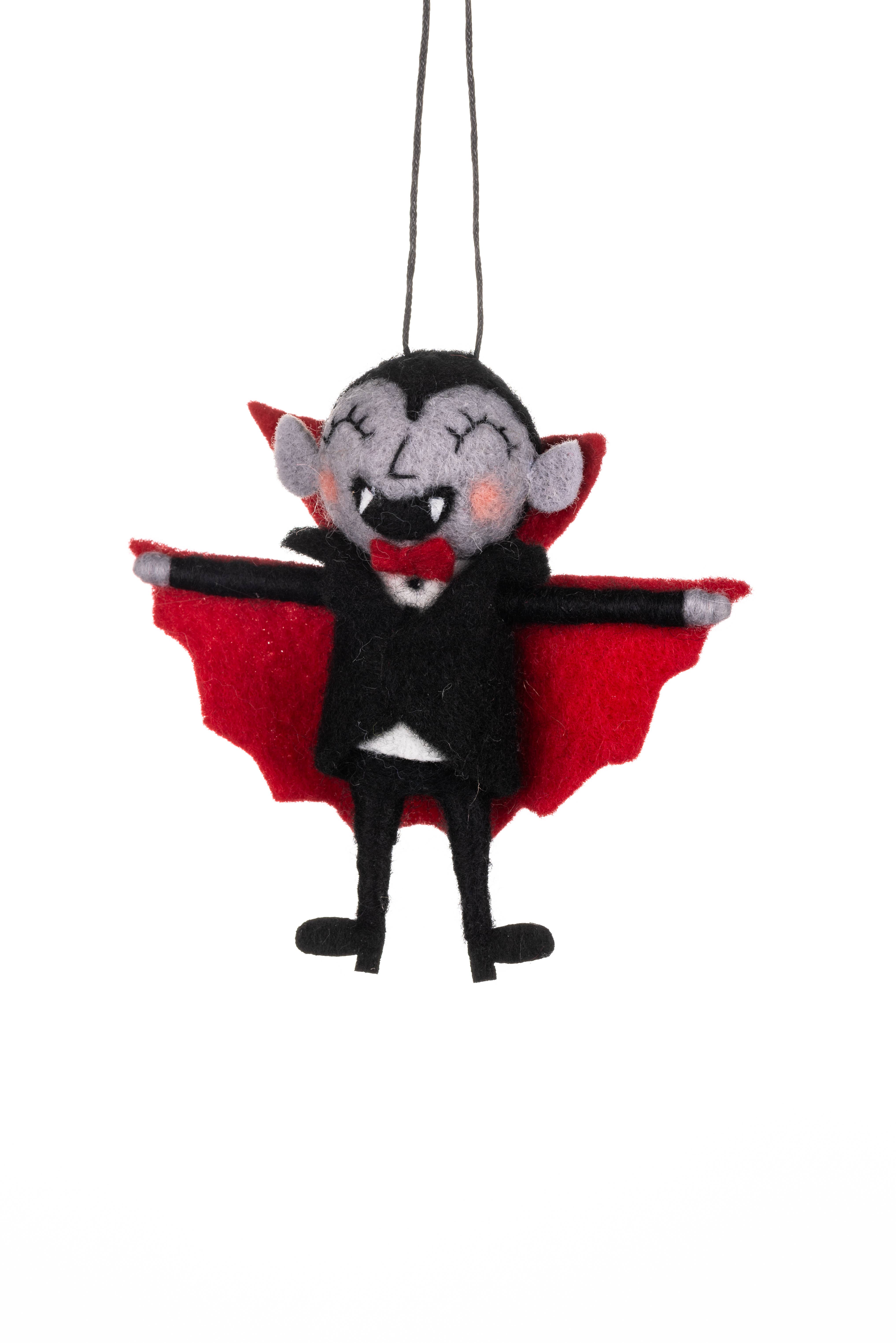 Shoeless Joe Ltd - Wholesale Ornament - Red Cape Dracula0