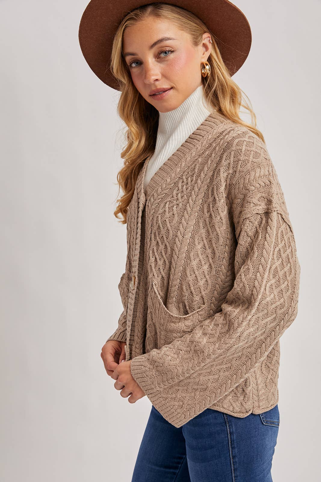 Bluivy - Wholesale Cardigan - Women's - BUTTON DOWN CABLE KNIT SWEATER V-NECK CARDIGAN14