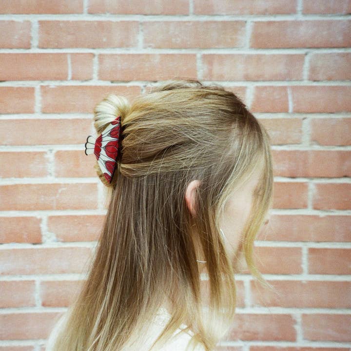 Hey Ricochet - Wholesale Hair Clip - Women's - Rose Lamp Claw1