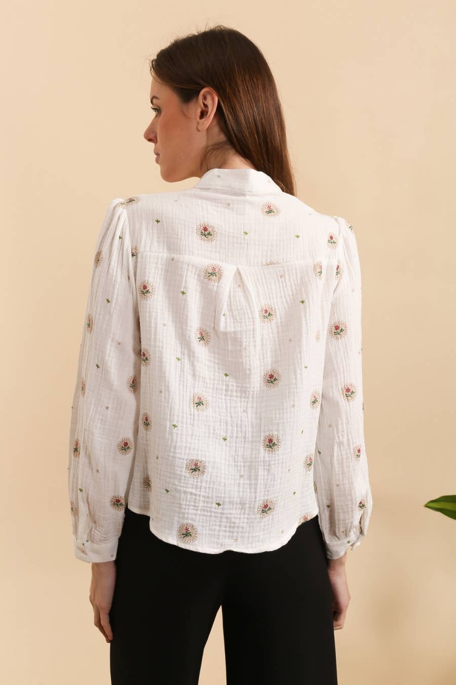 MOOYA - Wholesale Button Down Shirt - Women's - Bohemian cotton gauze floral shirt SJ0016