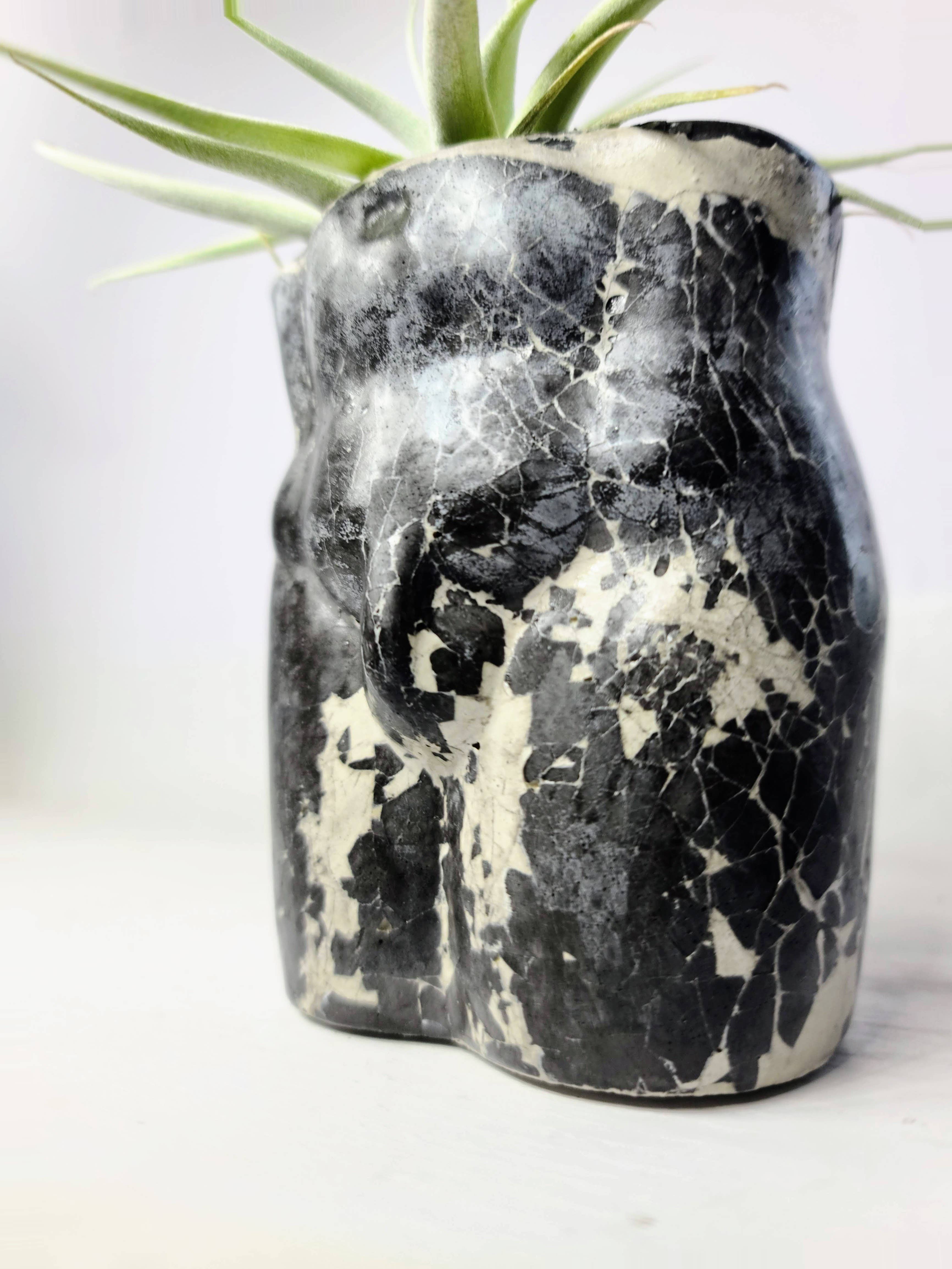 Geoform Designs - Vente Pot - Pot de statue de corps d'homme en béton | Jardinière de pénis | Porte-stylo6