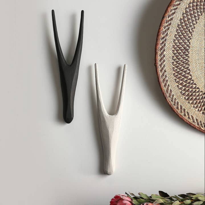 kanju Interiors - Vendita all'ingrosso Gancio da parete - Scultura da parete in legno Bokkie Head7