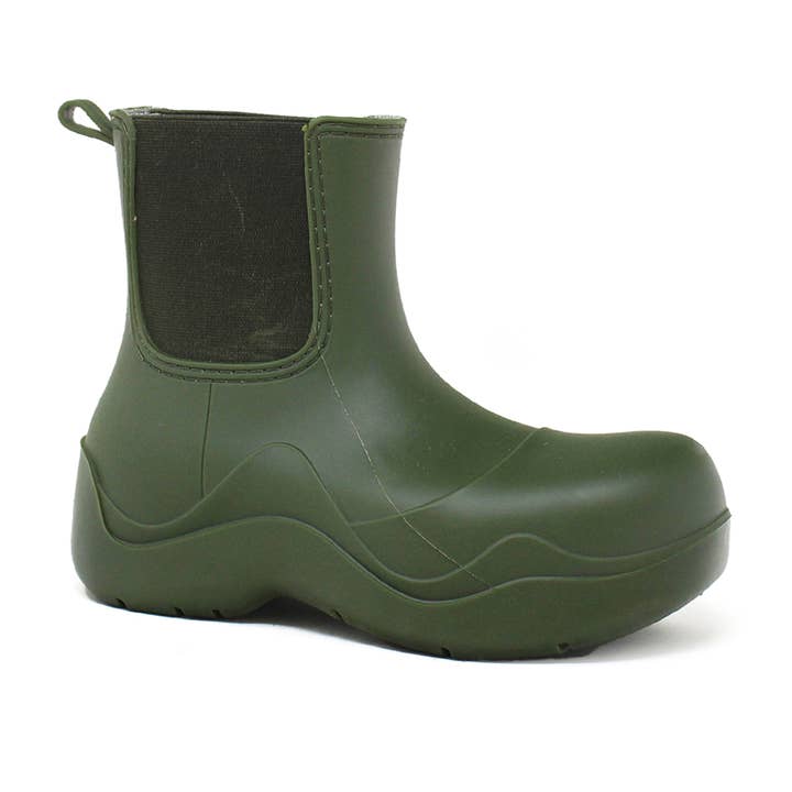 Yoki Fashion - Wholesale Rain Boots - Women's - Yoki Womens Glyn- Chelsea Rubber Slip on Rain boot