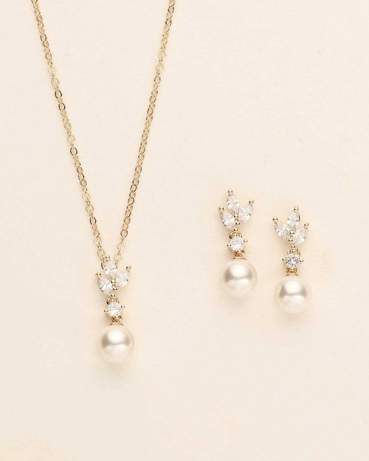 allureweddingjewelry - Wholesale Dangle Earrings - Eve Petite Pearl Earrings7