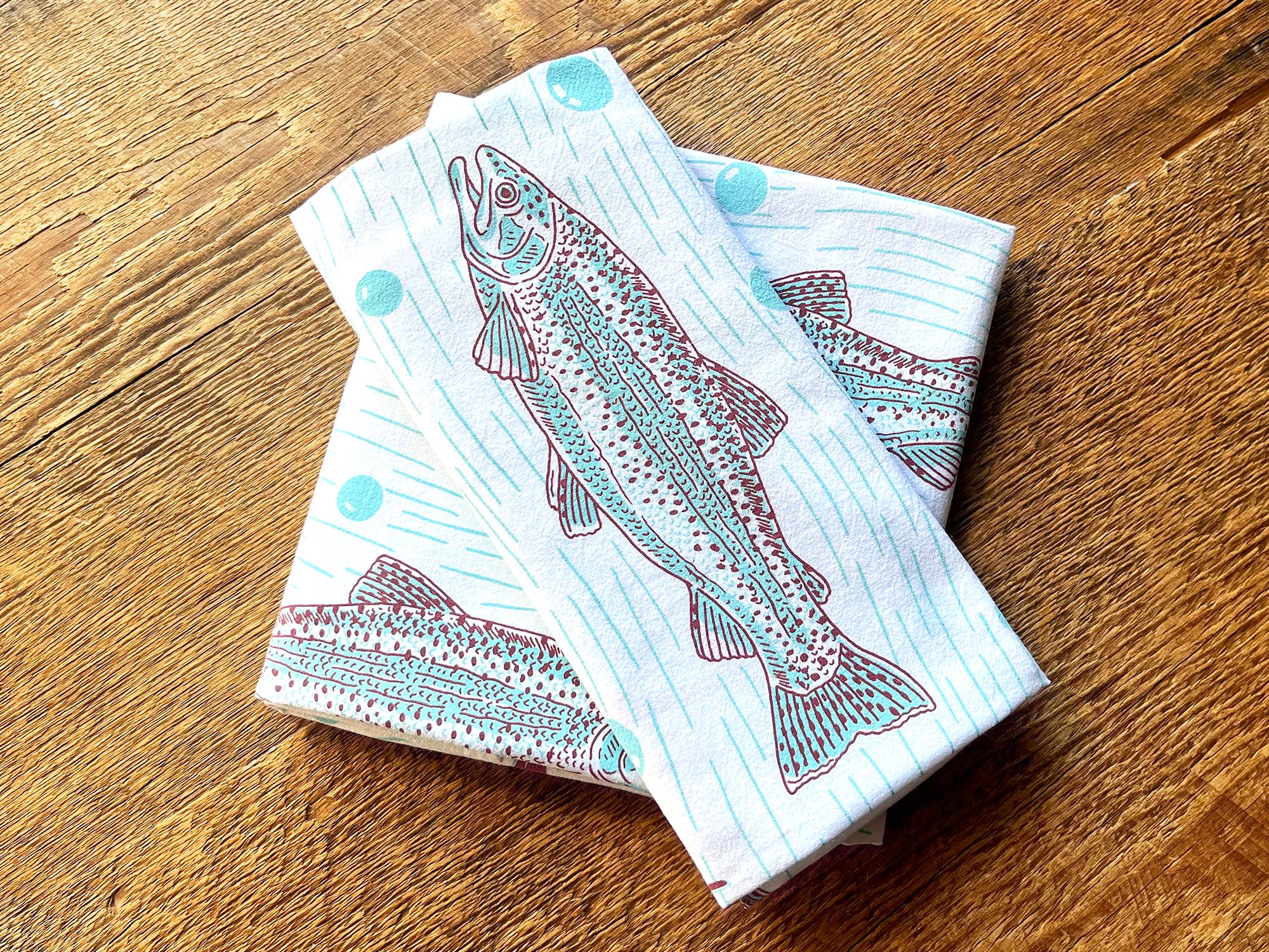 Noteworthy Paper & Press – wholesale Kökshandduk – Öring & flugor kökshandduk5