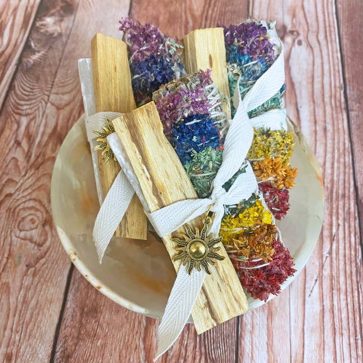 Oakwind Hollow - Wholesale Sage Bundle - Rainbow Chakra Mullein Floral Smudge Bundle1
