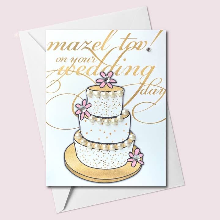 Mazel Tov pour votre carte de gâteau de mariage Pearl pour la vente par Russell Jeffery Design by Off By Heart Design