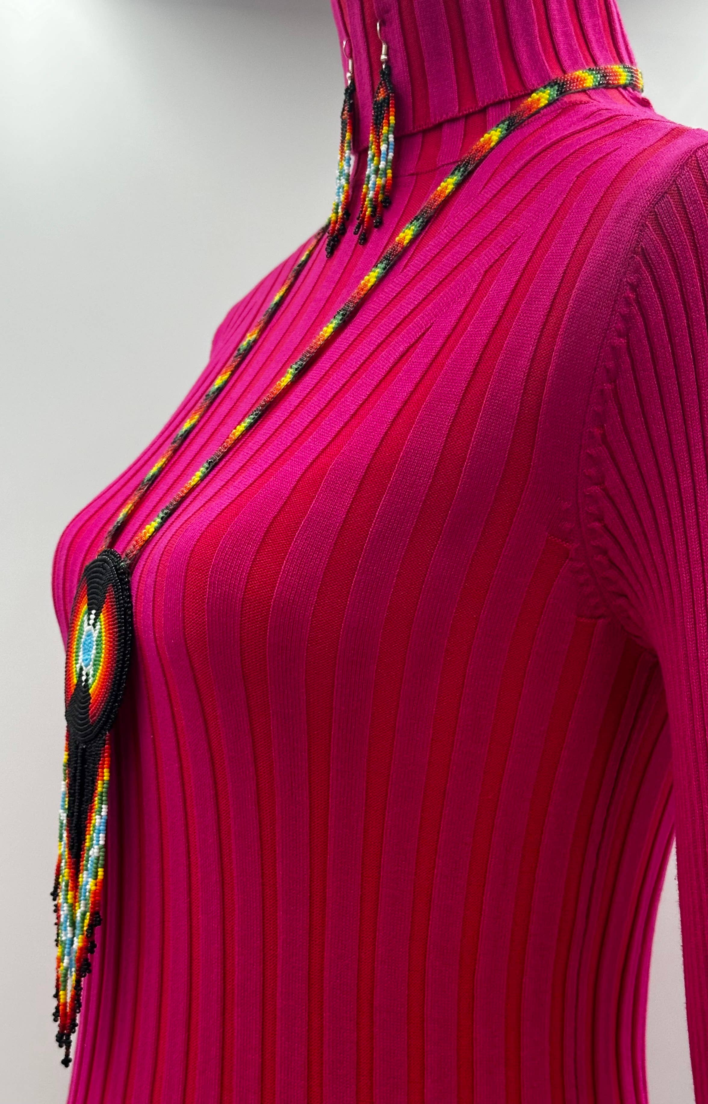 BEADS CORNER - Vente Parures de bijoux - Ensemble de colliers et boucles d'oreilles tortue noire en perles faits à la main2