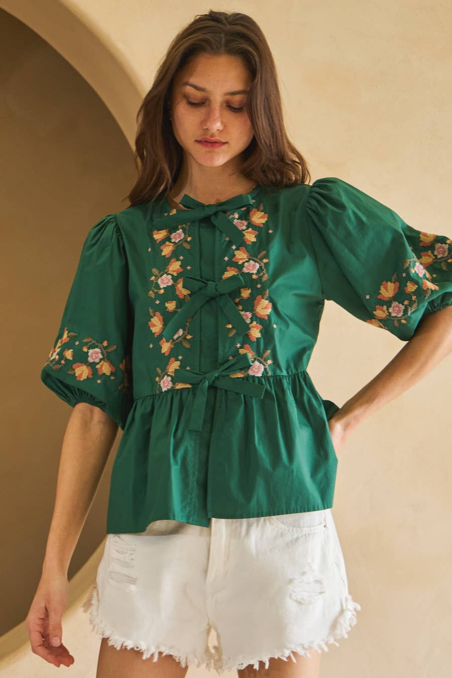 Oddi - Vendita all'ingrosso Camicetta - Donna - Blusa in popeline con fiocco frontale.4