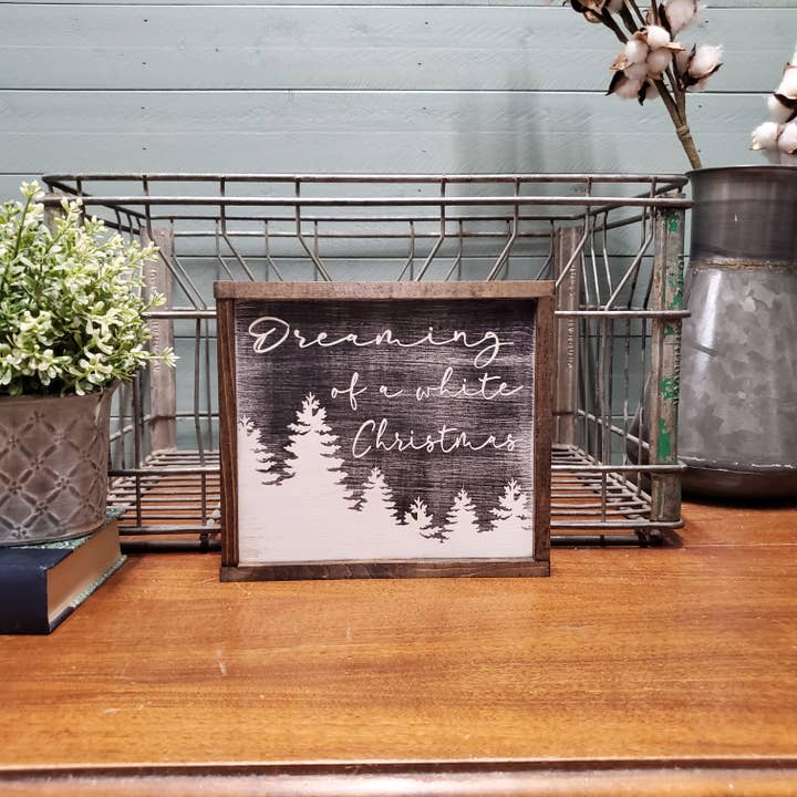 Sognando un Natale bianco, piccolo cartello quadrato rustico per la vendita all'ingrosso da parte di The Green Elephant Shop