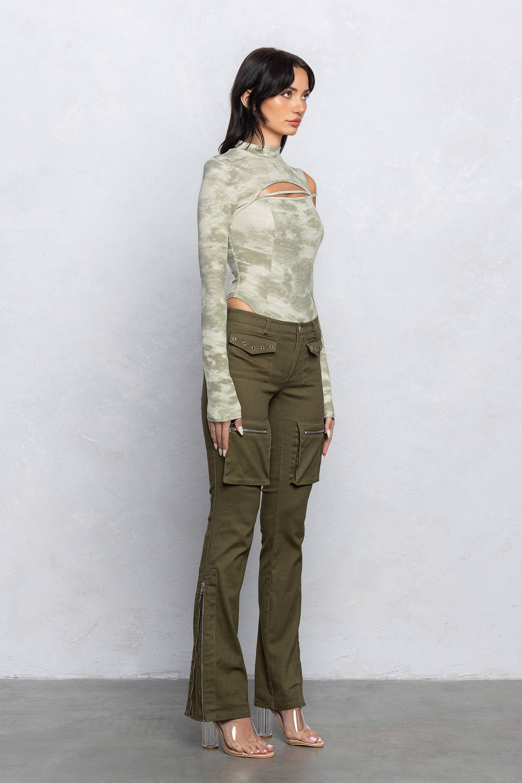 No Vacancy – wholesale Bodysuit – Women’s – Marble printed ribbed mock-neck bodysuit6