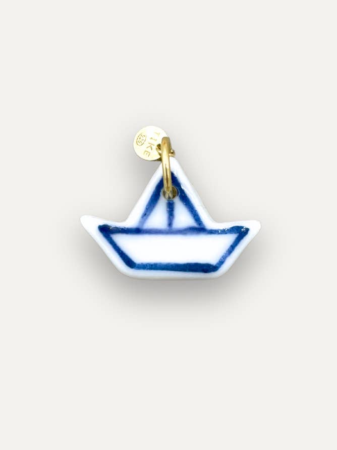 Charms - Barco Azul Pendente em Porcelana por atacado de Tiké Jewels