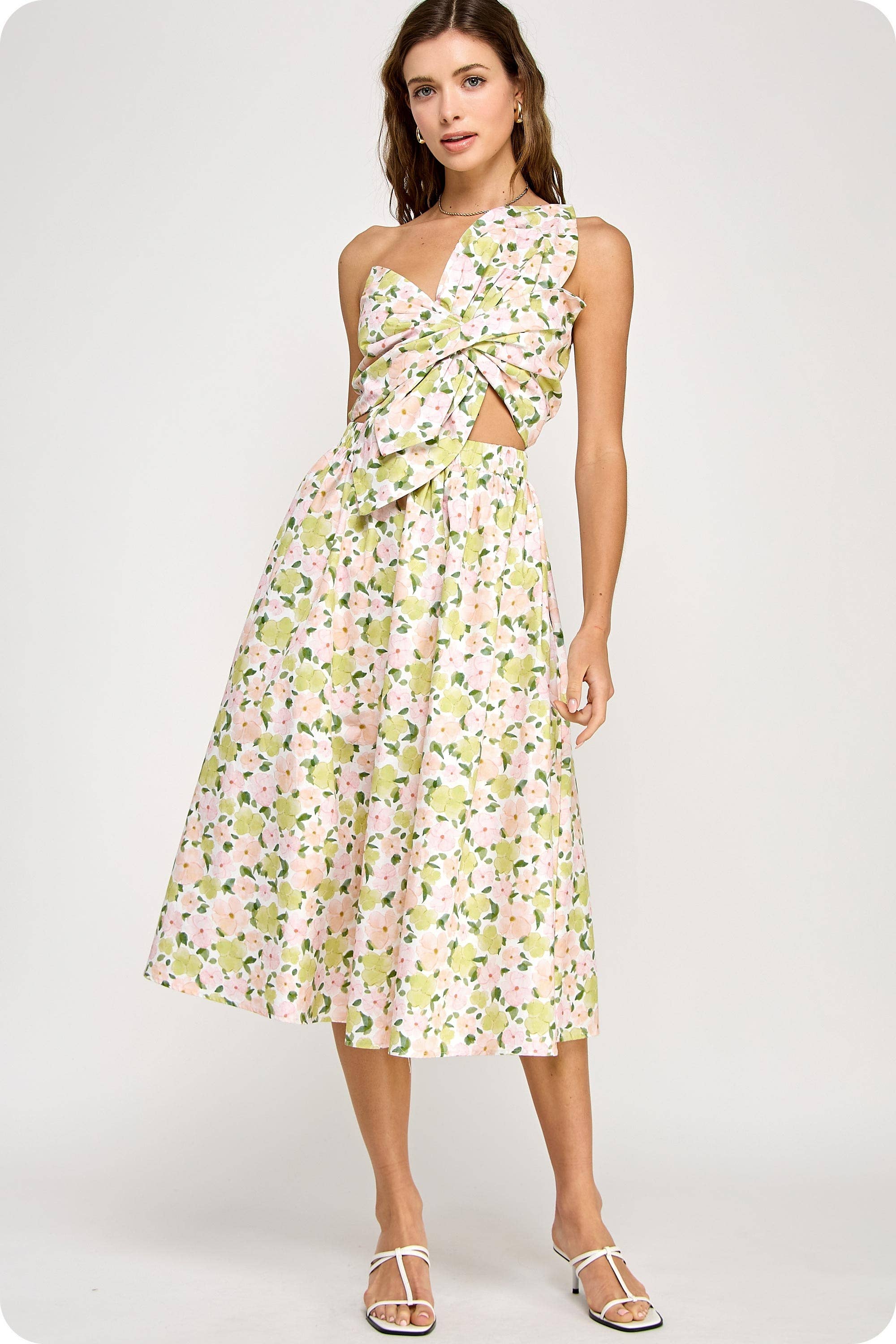 Strut & Bolt - Wholesale Dress - Women's - Knotted Flower Bow Floral Print Midi Dress