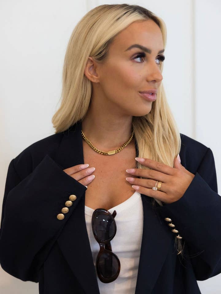 GOLD PENDANT NECKLACE for wholesale by CHANSUTTPEARLS