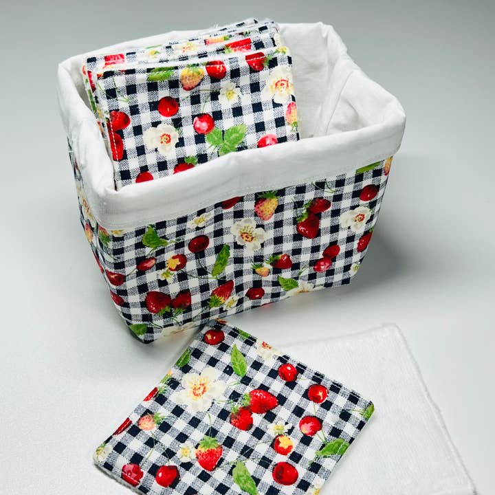 Lingette lavable imprimé fruits rouges pour la vente par Meli beauty