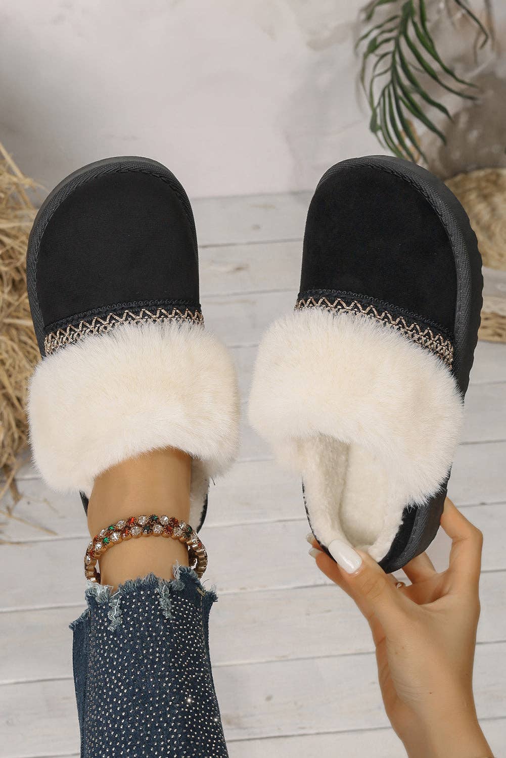Lovesoft - Wholesale Slippers - Women's - Faux Suede Plush Trim Ethnic Mule Slippers6