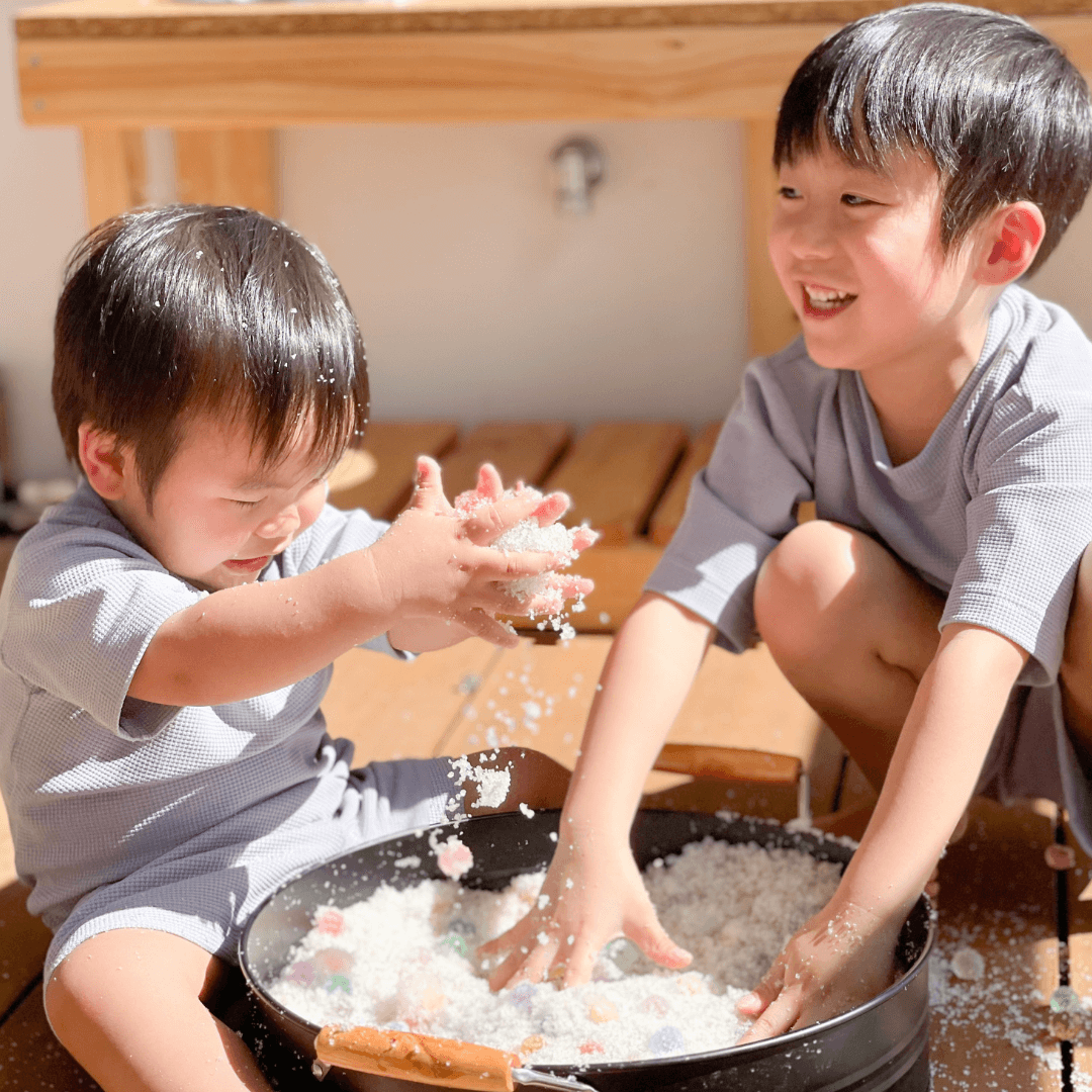 Emondo Kids - Wholesale Putty/Slime - Kids - Magic Instant Snow2