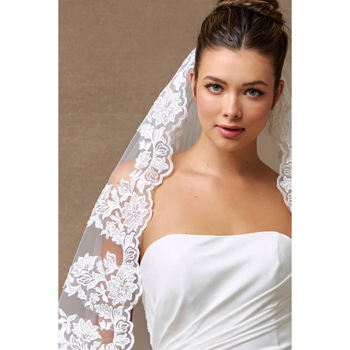 OFF WHITE Cathedral-Length Wedding Veil for wholesale on Faire4