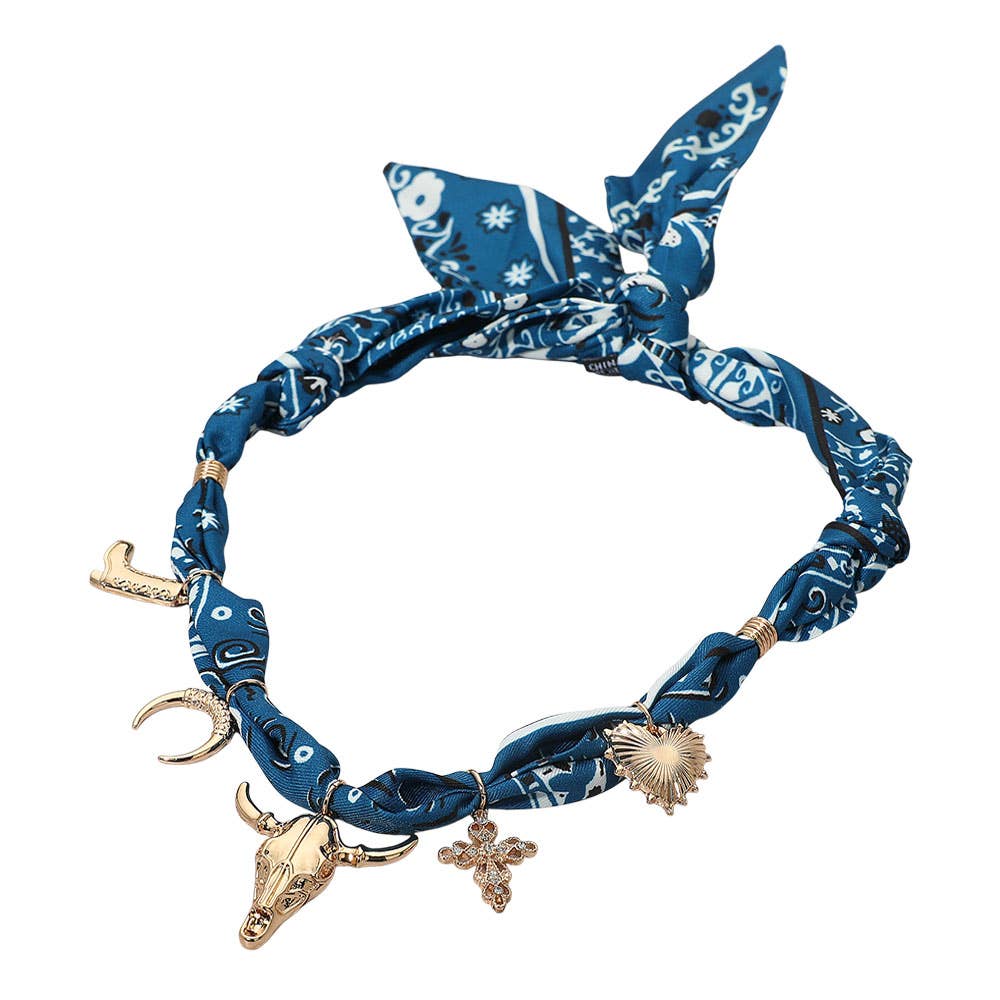 Sensibling Corp. - Vendita all'ingrosso Sciarpa - Donna - Collana con ciondolo a forma di cuore, croce, ferro di cavallo, stivale da cowboy e testa di bue occidentale su sciarpa di stoffa tipo bandana.4
