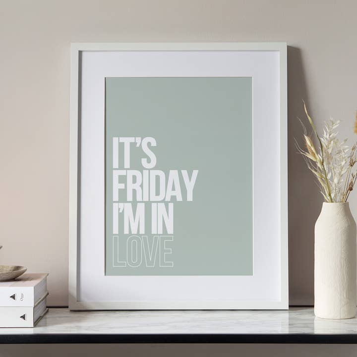 Jennifer Tune - Wholesale Art Print - It's Friday I'm In Love, A4 Print1