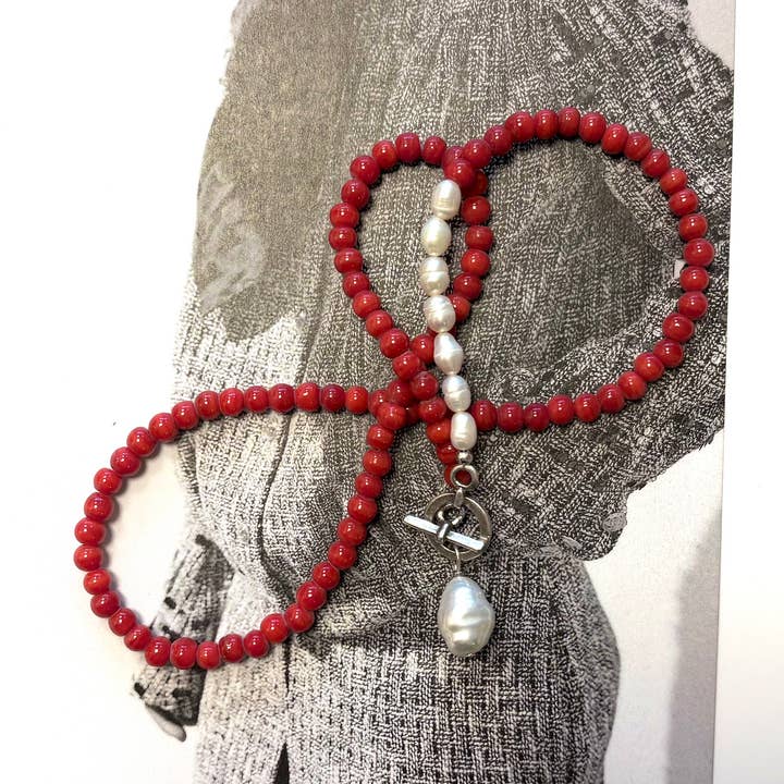 Collier corail avec perle/argent pour la vente par Chic Le Freak