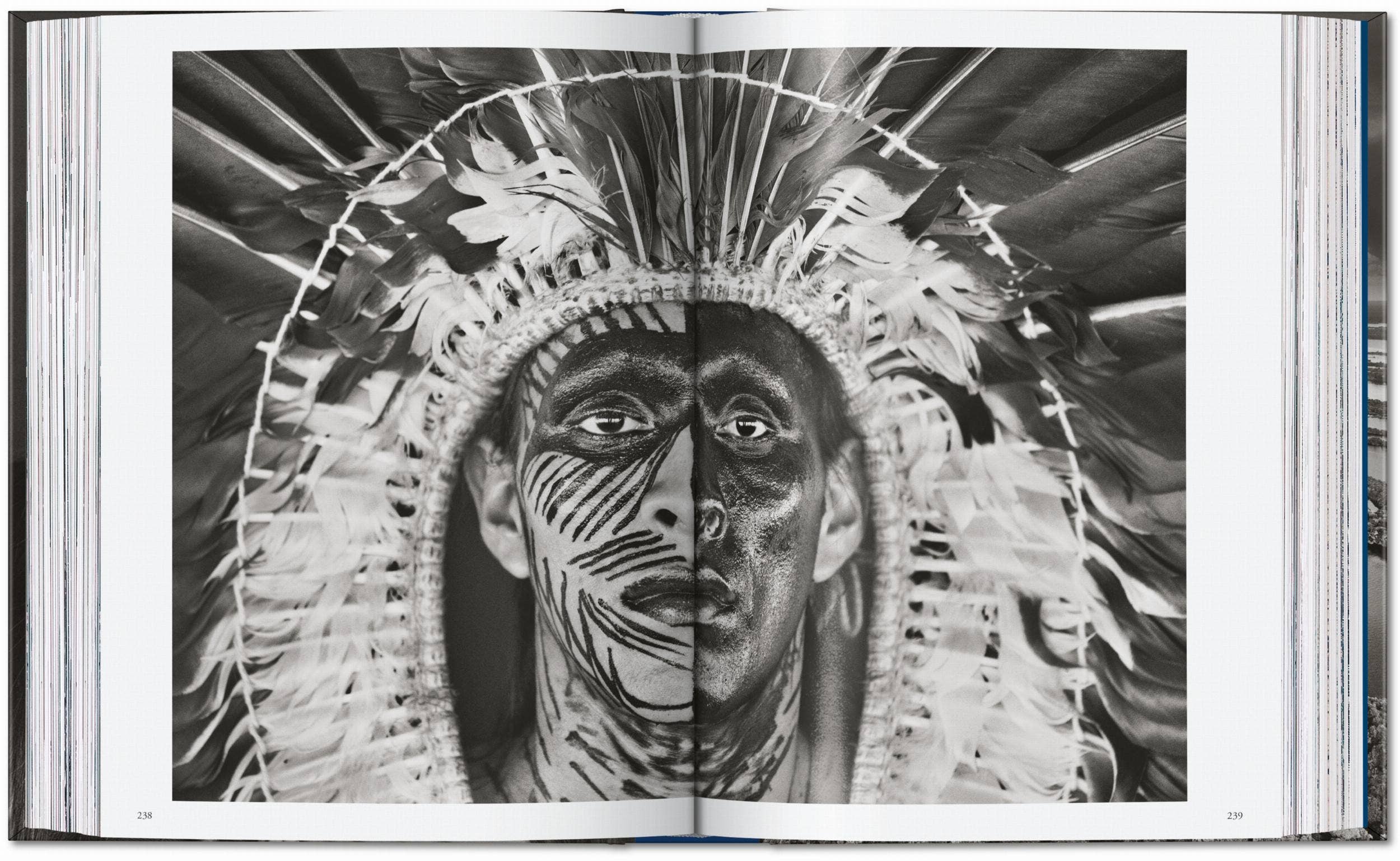 TASCHEN Europe - Wholesale Display Book - Sebastião Salgado. Amazônia. 45th Ed. (Italian)9