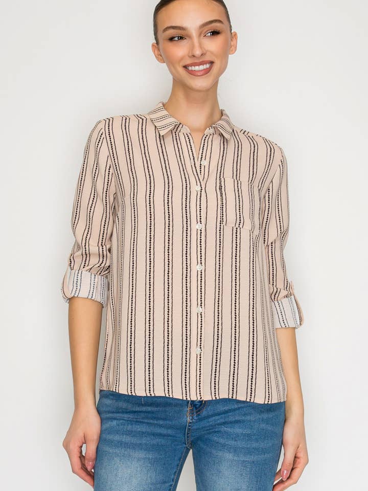 Blouse met knoop sluiting voor wholesale door DNA Couture