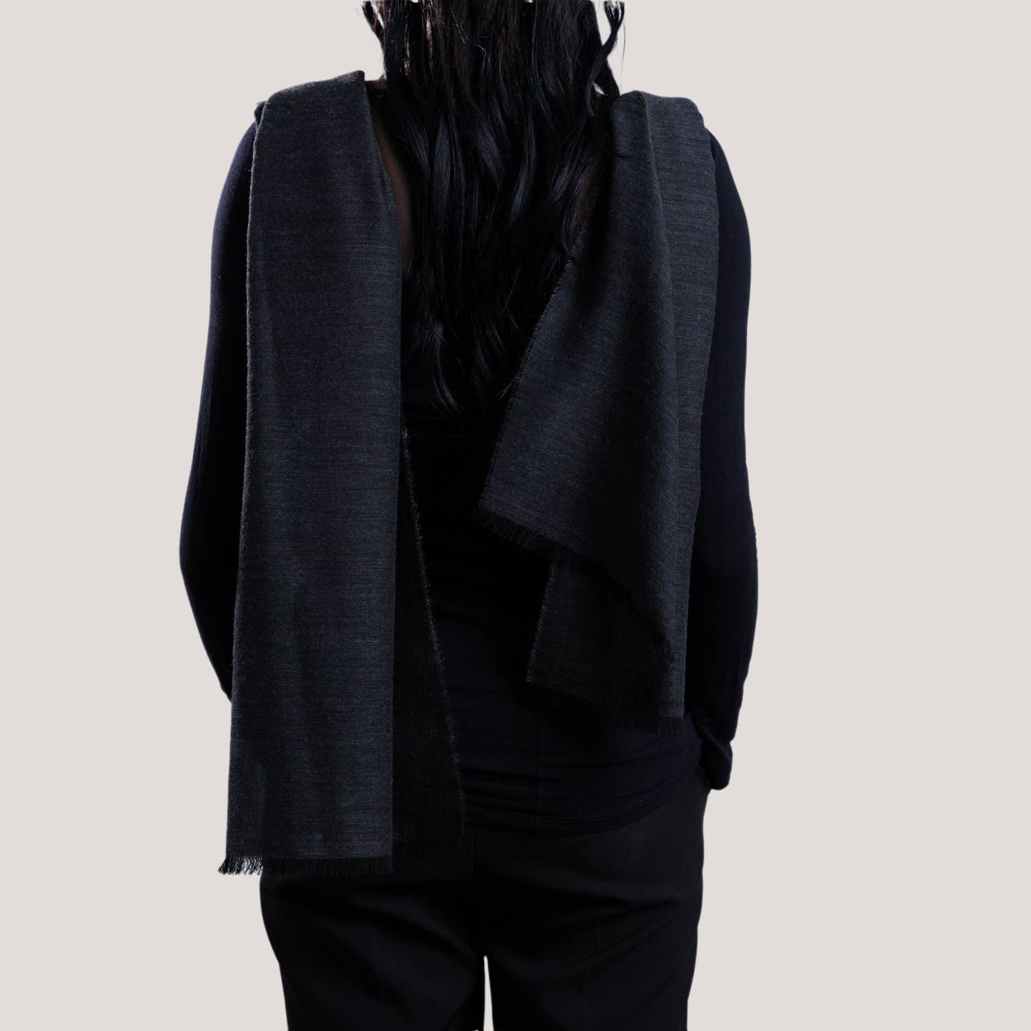 Pashmisy - Wholesale Wrap - Women's - Soft Grey Cashmere Shawl3