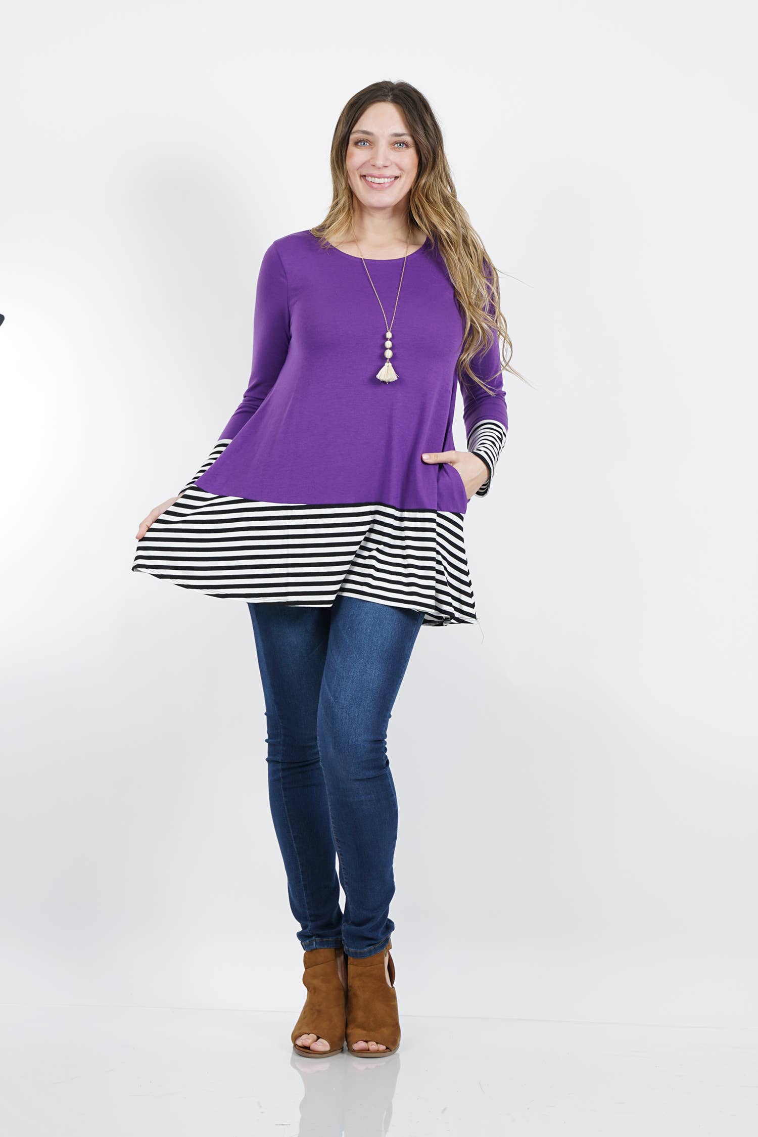 42POPS - Wholesale Knit Top - Women's - ,.SI-10950 PLUS SIZE Striped block side-pocket tunic