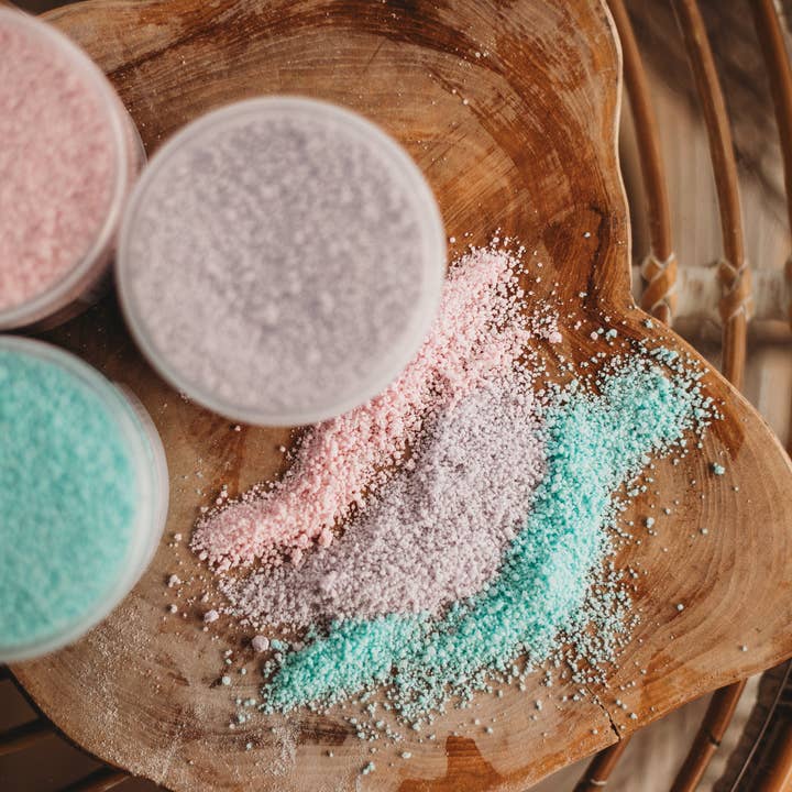 The Saltwater Collective - Wholesale DIY craft kit – Child - Aquamarine Saltwater Fizz - 250g Potion Play2