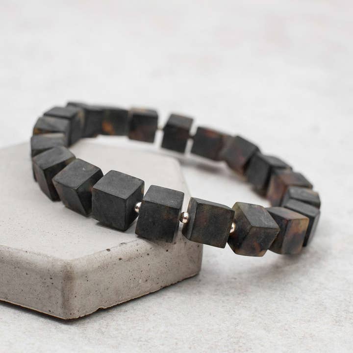 Pulsera de ámbar cúbico para hombre con cuentas negras mate para venta al por mayor de Marcin Waryszak
