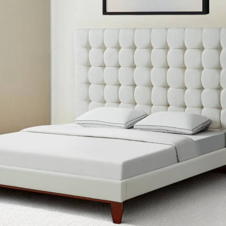HomeRoots - Wholesale Bedroom furniture - Beige Solid Wood King Tufted Upholstered Linen Bed0