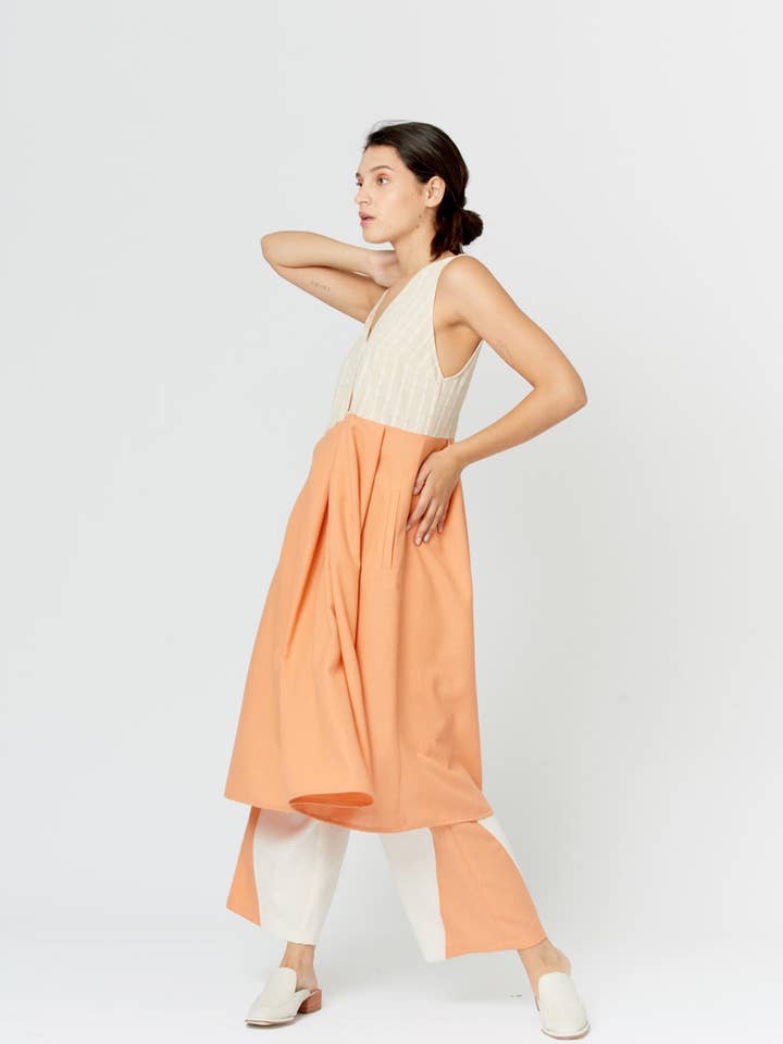 Yuya Dress for wholesale by VEPLEN Peruvian Womens Timeless design