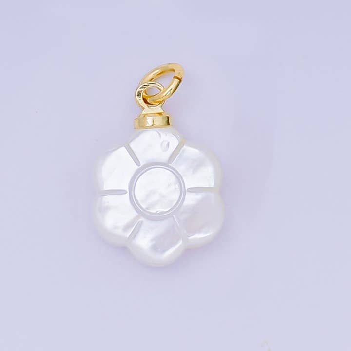 24K Gold Filled 14mm Shell Pearl White Flower Bloom Charm | P1598 for wholesale by Aim Eternal
