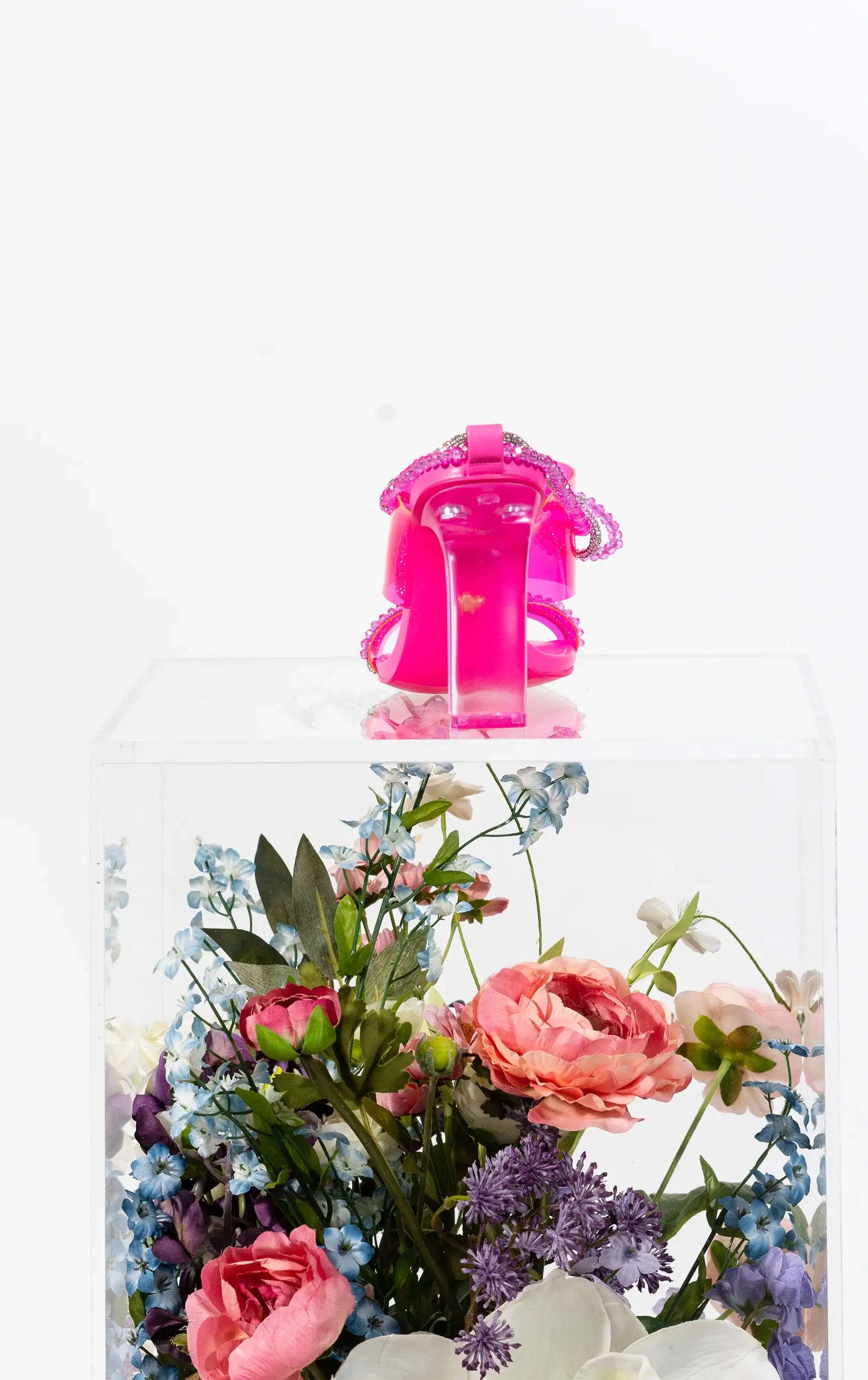 She is Cheval - Wholesale High Heels - Women's - Laser Kitty 30005