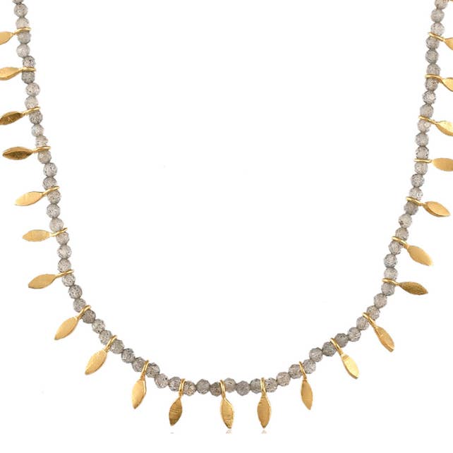 Halsketting met labradorietblaadjes voor wholesale door POMEGRANATE
