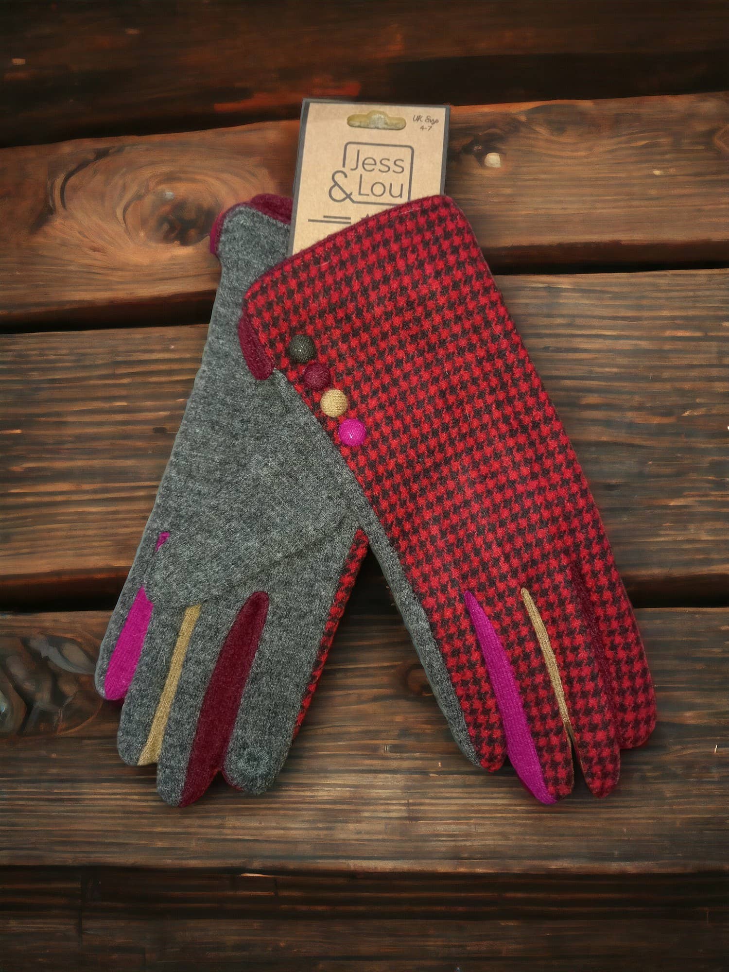 Jess & Lou - Wholesale Handschoenen - Dames - Jess & Lou dameshandschoenen met geruit houndstooth patroon en knopen0