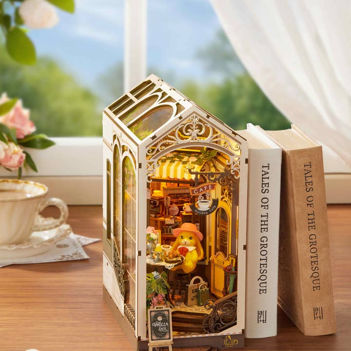 Magnote - Wholesale DIY Craft Kit - Rolife Holiday Café DIY Book Nook Kit4