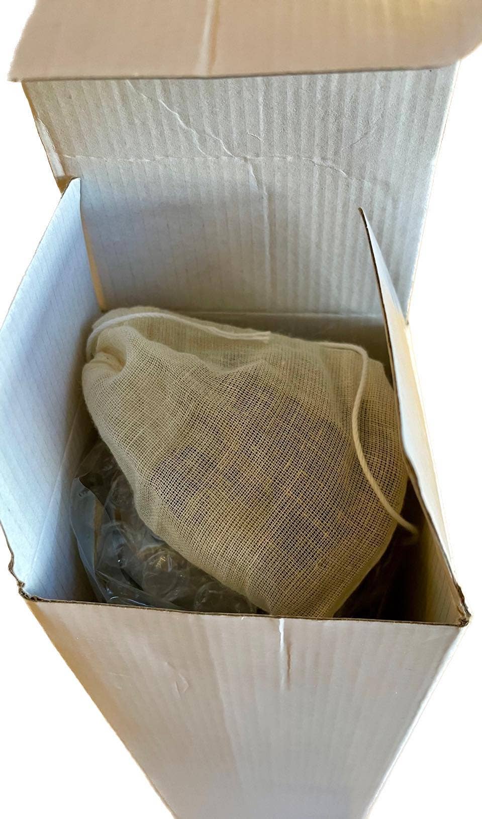 chakra-chic.com - Wholesale Water Bottle - Crystal Elixir Gemstone Water Bottle 16 oz with Carry Strap24