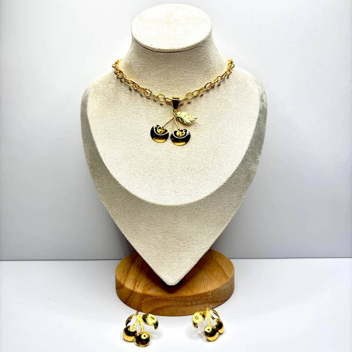 Conjunto de Colar e Brincos Cherry Charm 🍒 por atacado de Bellalu Jewelry and Accessories
