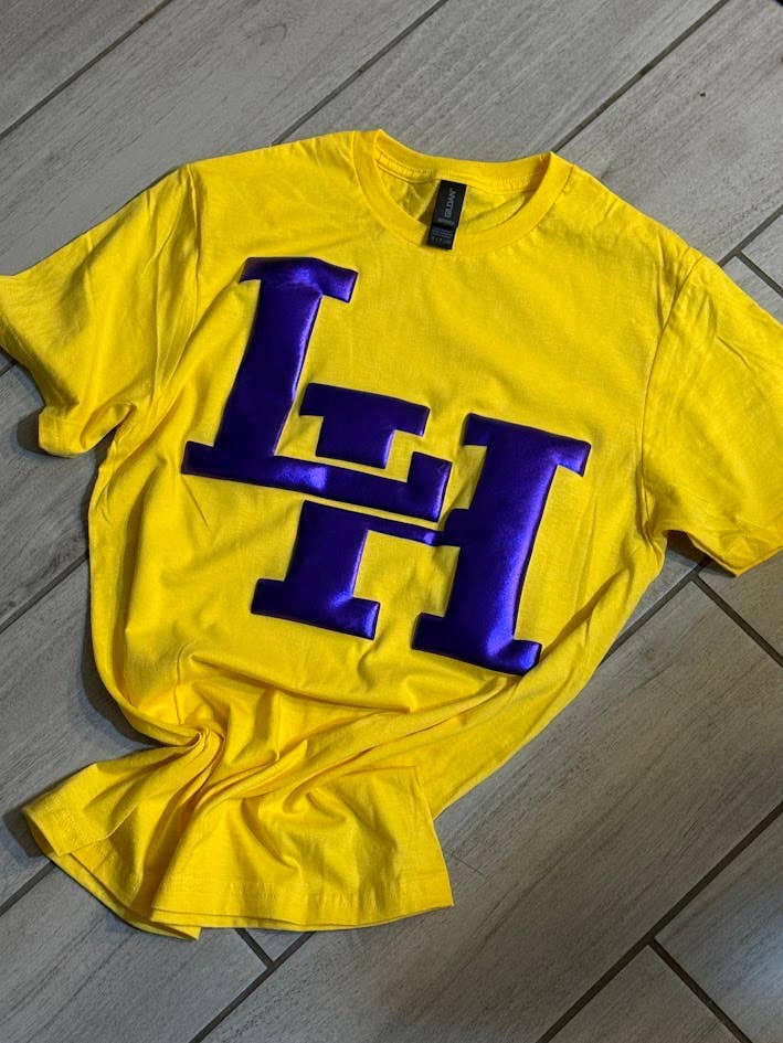 A Blessed Texas Mess Boutique - Vente T-shirt à imprimés – unisexe - T-shirts personnalisés en vinyle gonflé pour l'esprit d'école, T-shirts pour l'esprit d'équipe4