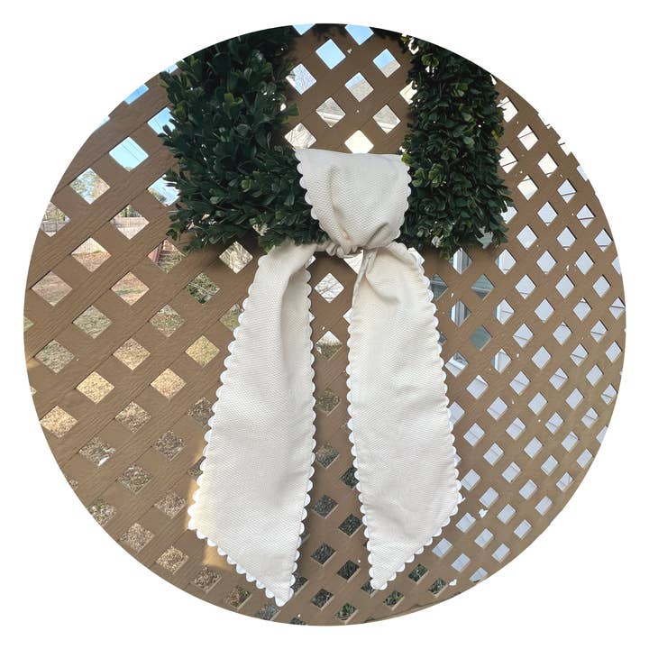 Vintage Elfenbein Baumwoll-Piqué-Schärpe mit Besatz für den Großhandel von THE ROYALTY COLLECTION