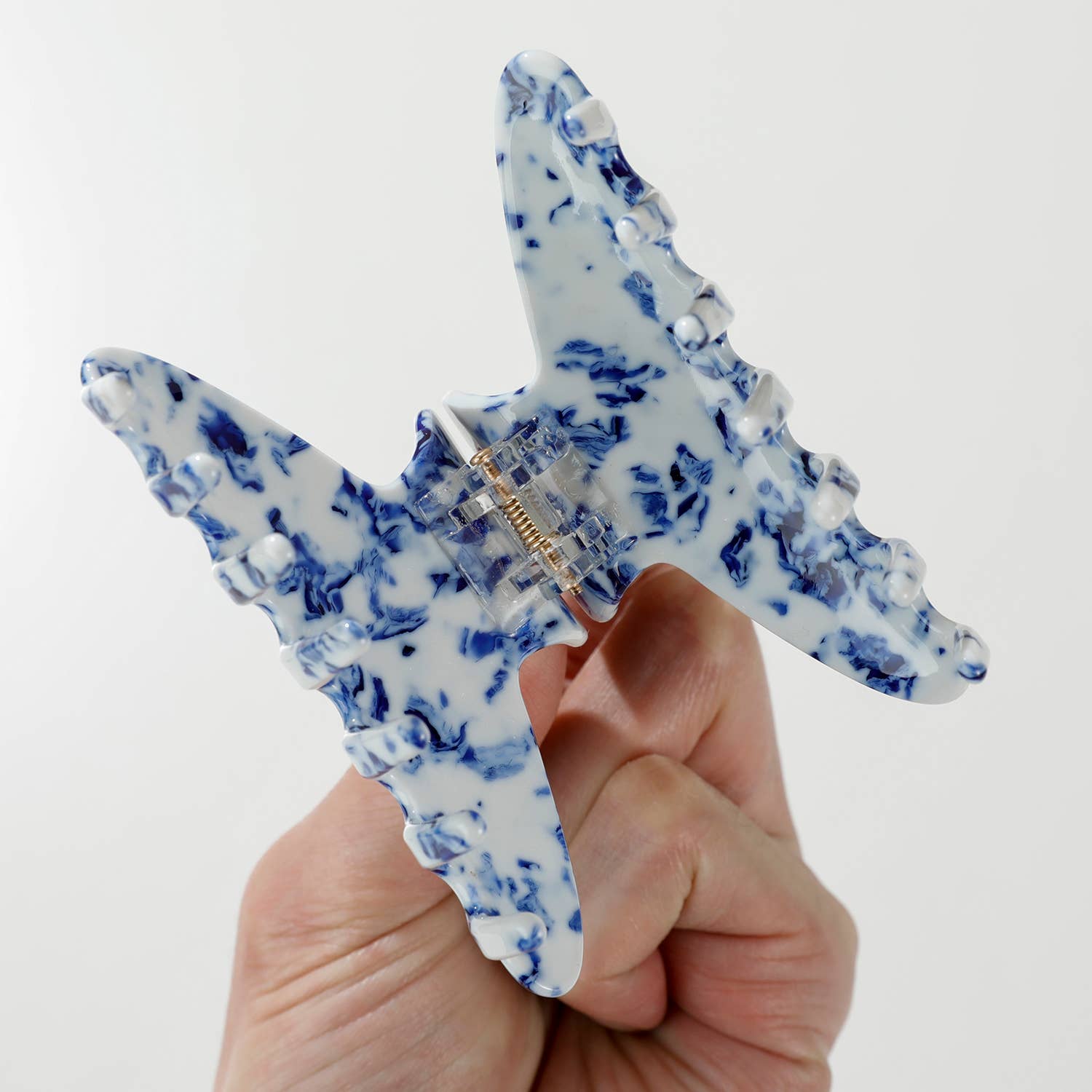 Coastal Blue S/M | Assorted Small/Medium Claw Clips for wholesale on Faire4