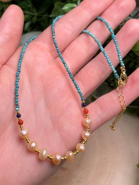 Gargantilla con perlas de agua dulce y turquesas para venta al por mayor de Copper Ashes