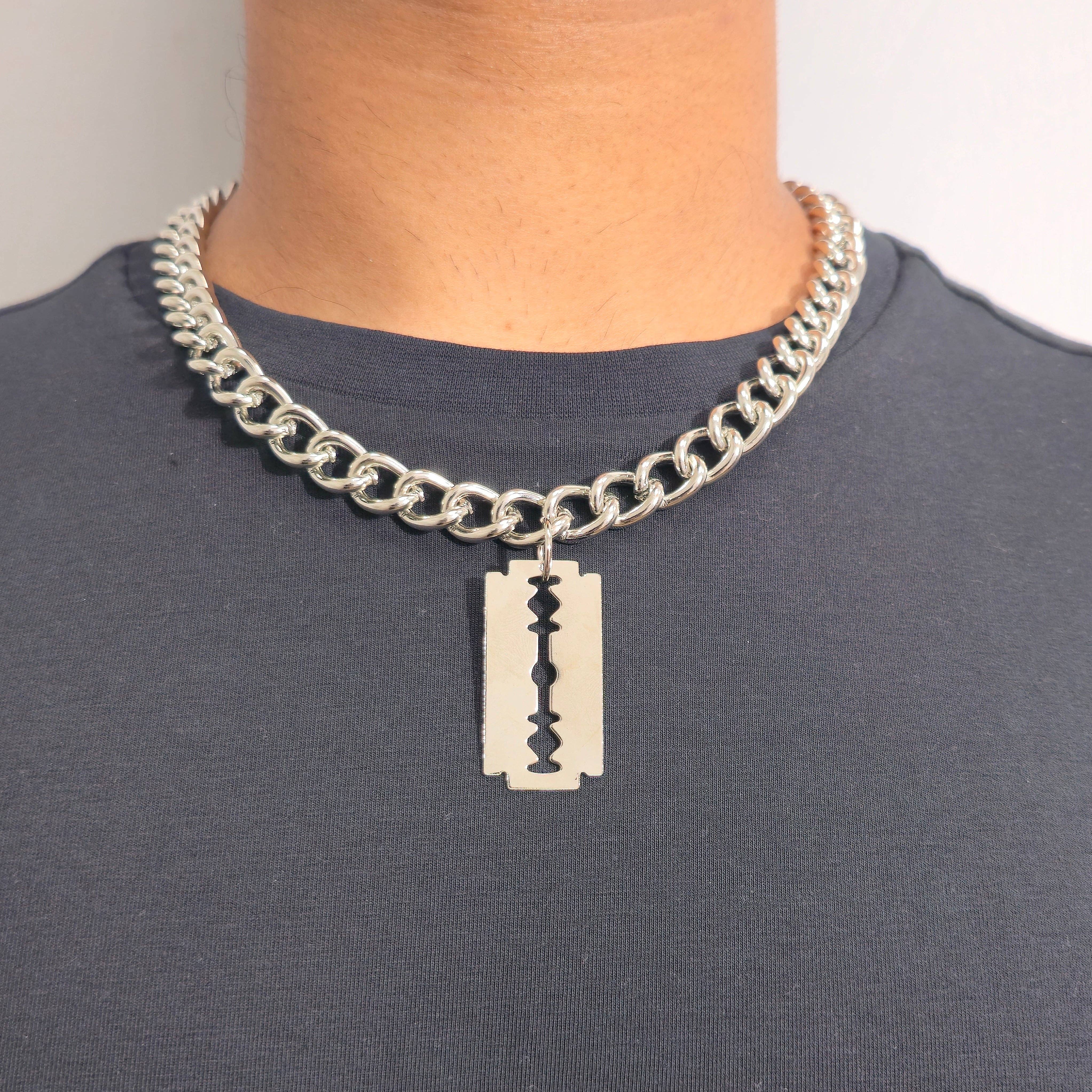 Funk Plus - Wholesale Pendant/Charm Necklace - FC987 RAZOR BLADE PENDANT4