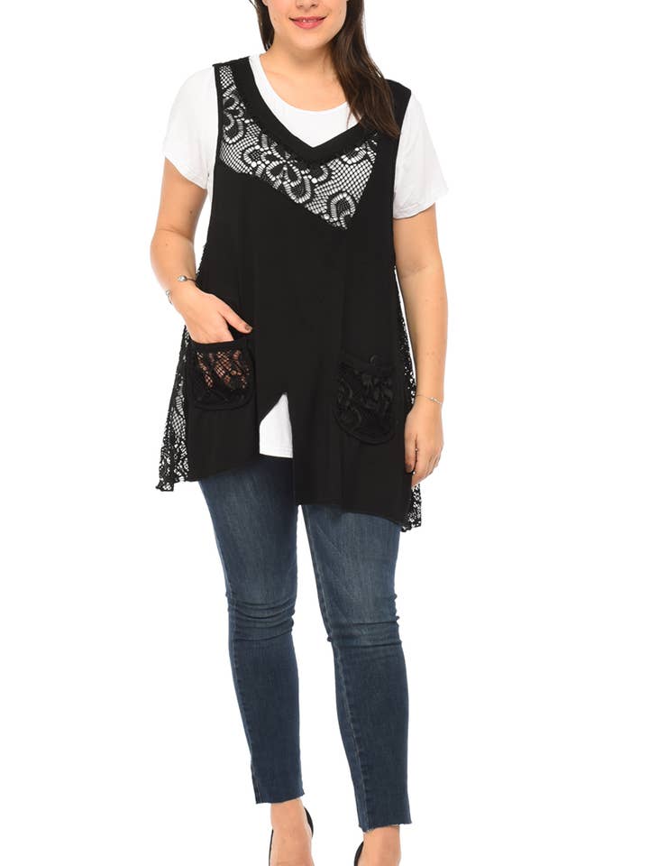 Lace top + white plus size t-shirt (A595) for wholesale by Pomme Rouge Paris