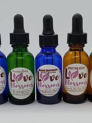 Huile de soulagement de l'eczéma pour la vente par Love Blossoms Essentials