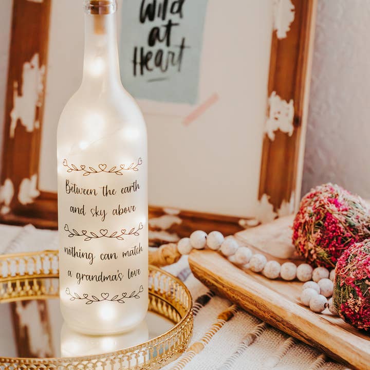 Firefly Home Designs - Vendita all'ingrosso Lampada da scrivania/d'accento - Regali per la festa della mamma, festa della mamma, nonna, lampada per bottiglia di vino